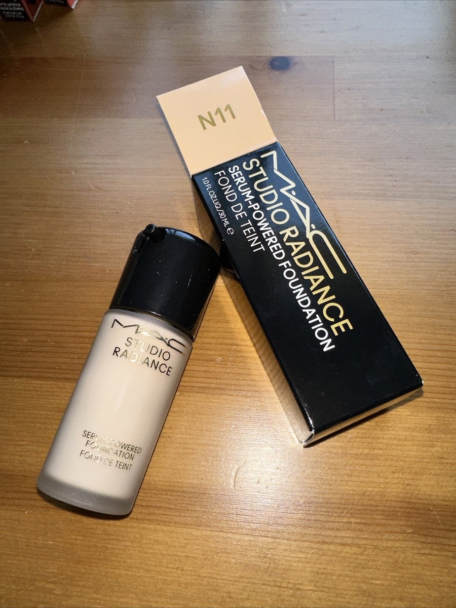 MAC Studio Radiance Serum-Powered Foundation N11 30ml